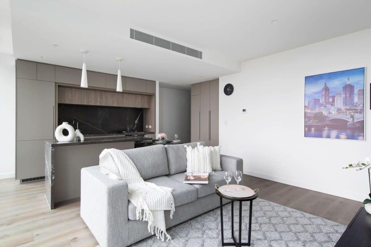 A Lux 2br Next To Southern Cross Views Apartment