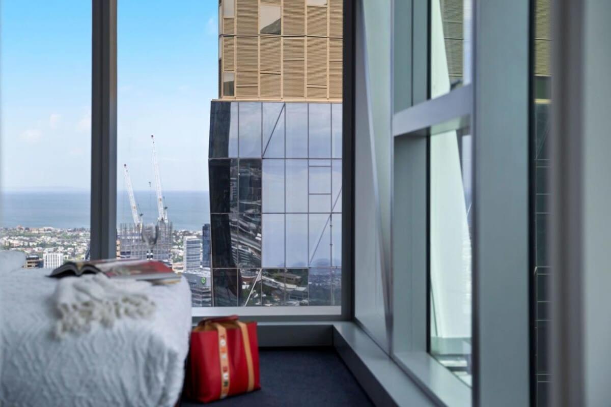 Apartment A Lux 2br Next To Southern Cross Views *