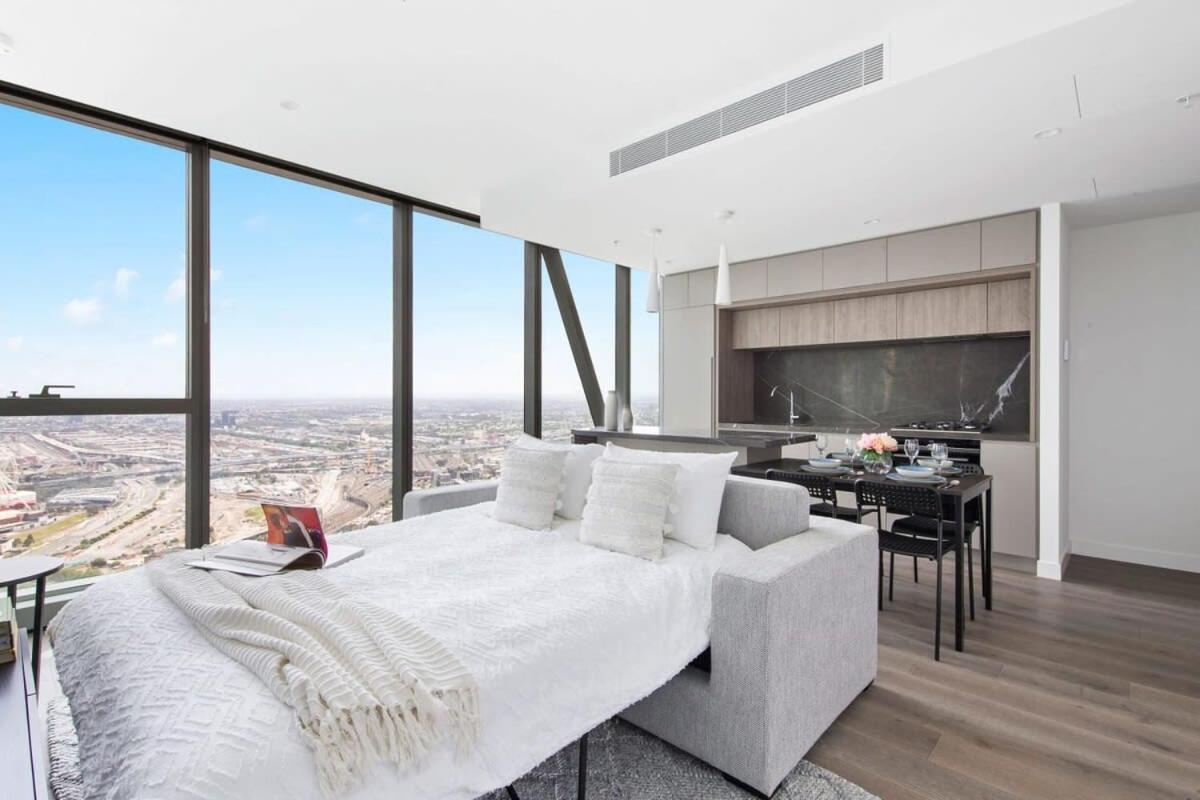 Apartment A Lux 2br Next To Southern Cross Views