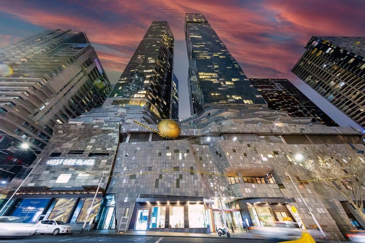 A Lux 2br Next To Southern Cross Views *